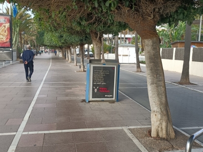 Mupi publicitario de 100x70 cm en Marbella, Málaga