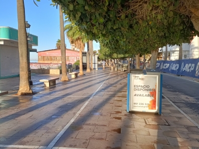 Mupi publicitario de 100x70 cm en Marbella, Málaga