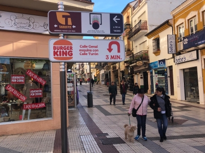 Poste publicitario de 150x50 cm en Ronda, Málaga