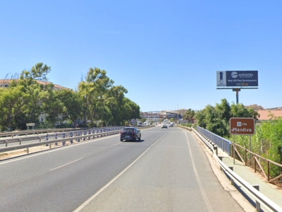 Valla publicitaria de 10.4x4 m en San luis de sabinillas, Málaga