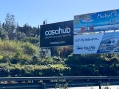 Valla publicitaria de 12x4 m en Marbella, Málaga