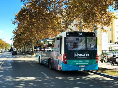 Autobus publicitario de Semi Integral en Fuengirola, Málaga